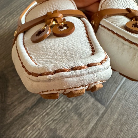 Size 37.5 LOUIS VUITTON WHITE BROWN LOAFERS - Picture 5 of 17
